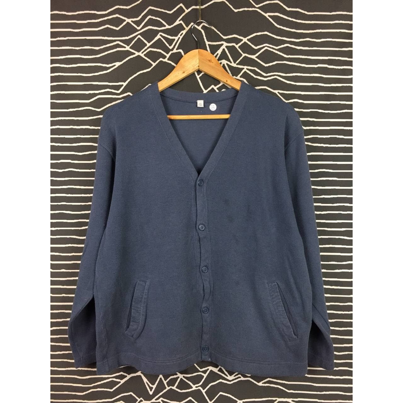 Japanese Brand × Uniqlo Uniqlo Sweat Longsleeve V-Neck Cardigan Size L Size US L / EU 52-54 / 3 - 1 Thumbnail