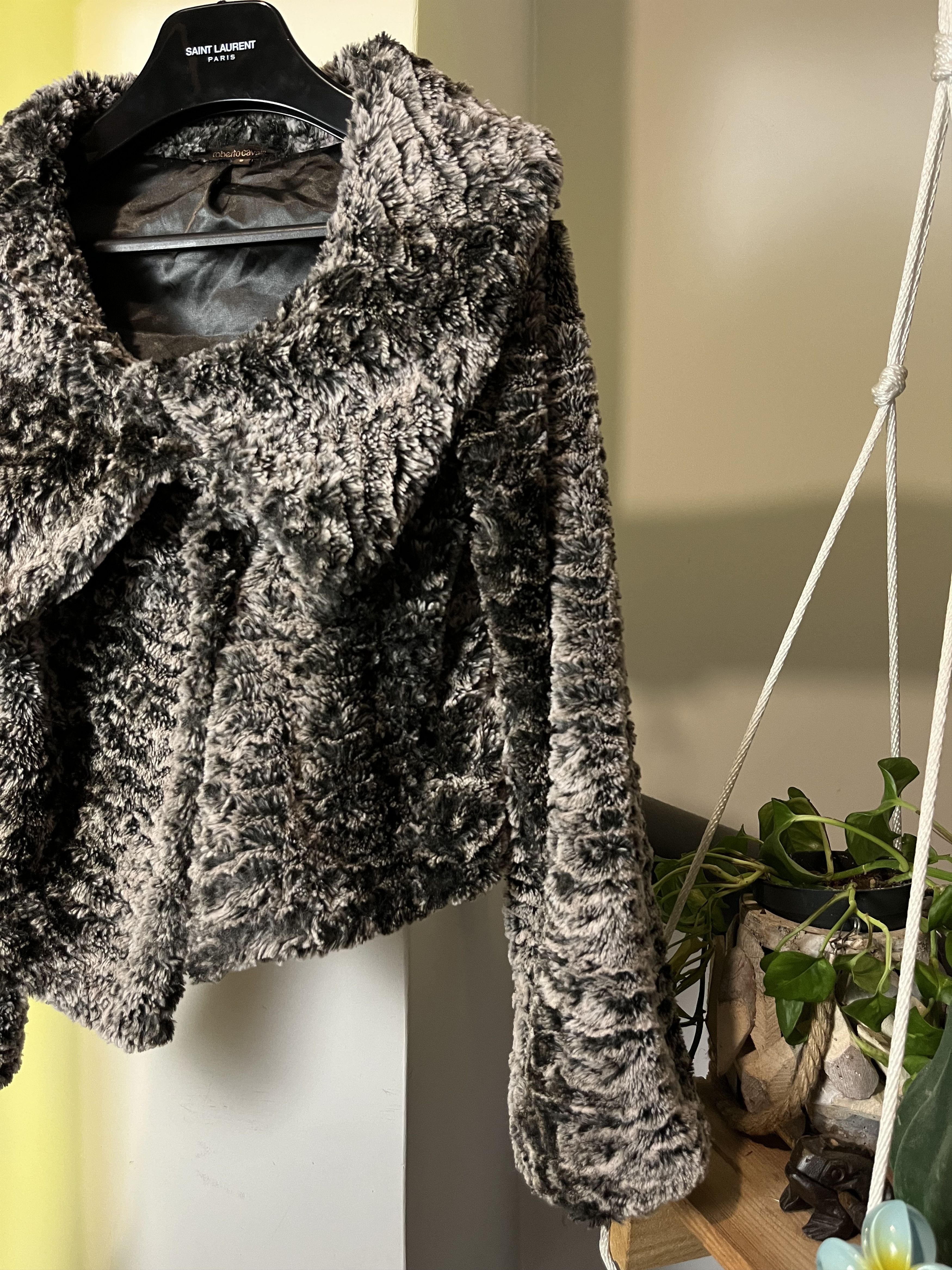 Roberto Cavalli × Vintage Roberto Cavalli 2005 Cropped Faux Fur y2k Jacket Size S / US 4 / IT 40 - 5 Thumbnail