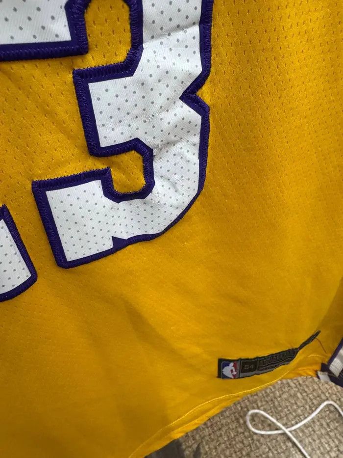 Nike Nike Los Angeles Lakers James #23 NBA Jersey Basketball Size US L / EU 52-54 / 3 - 16 Thumbnail