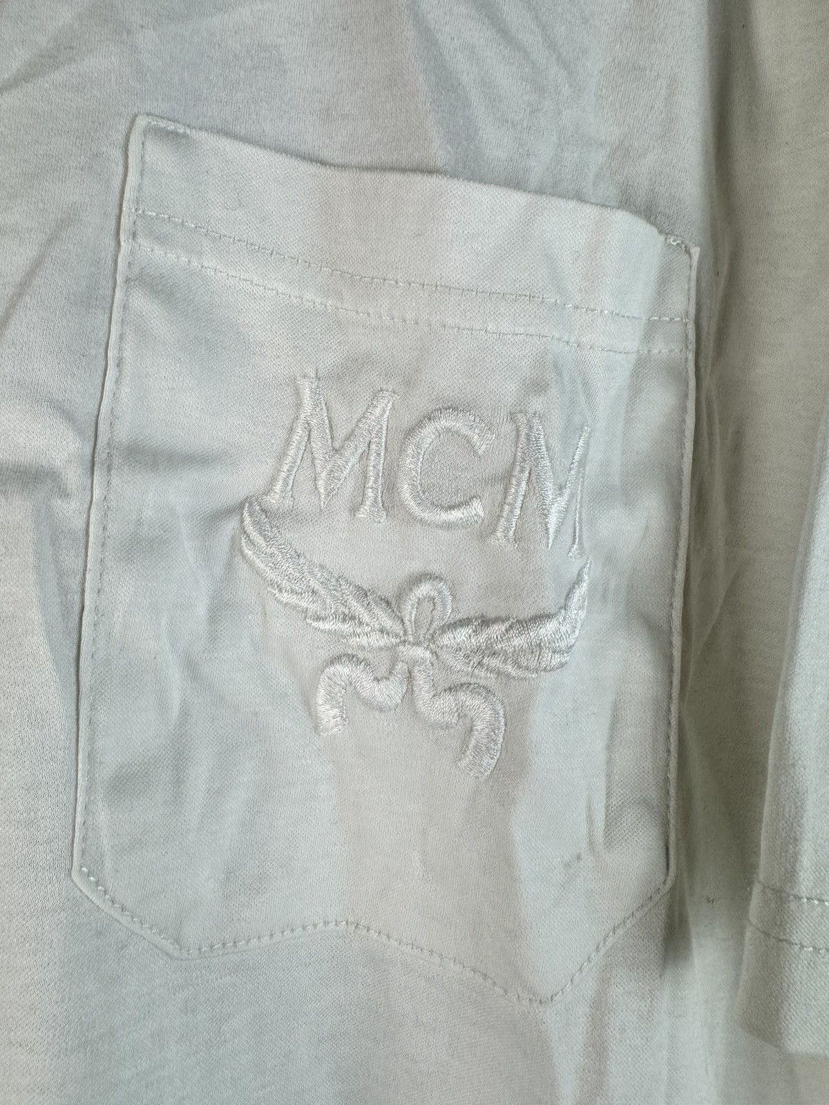 MCM MCM White Embroidered Pocket Tshirt Size US L / EU 52-54 / 3 - 3 Thumbnail