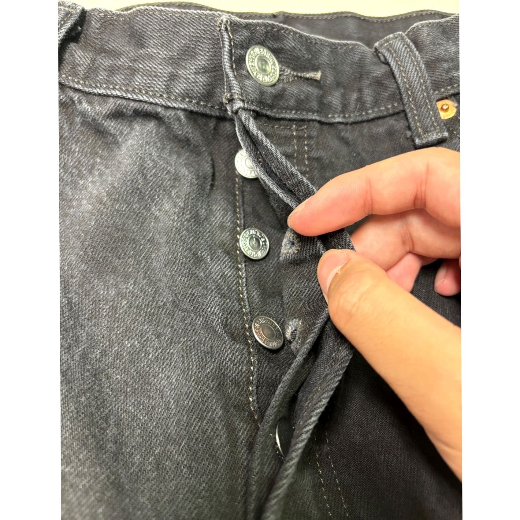 CO Levi Strauss & Co 501 Black Wash Denim Jeans Mens W36 L32 Button Fly Straight Classic Fit 90s Streetwear Denim Pants Size US 36 / EU 52 - 3 Thumbnail