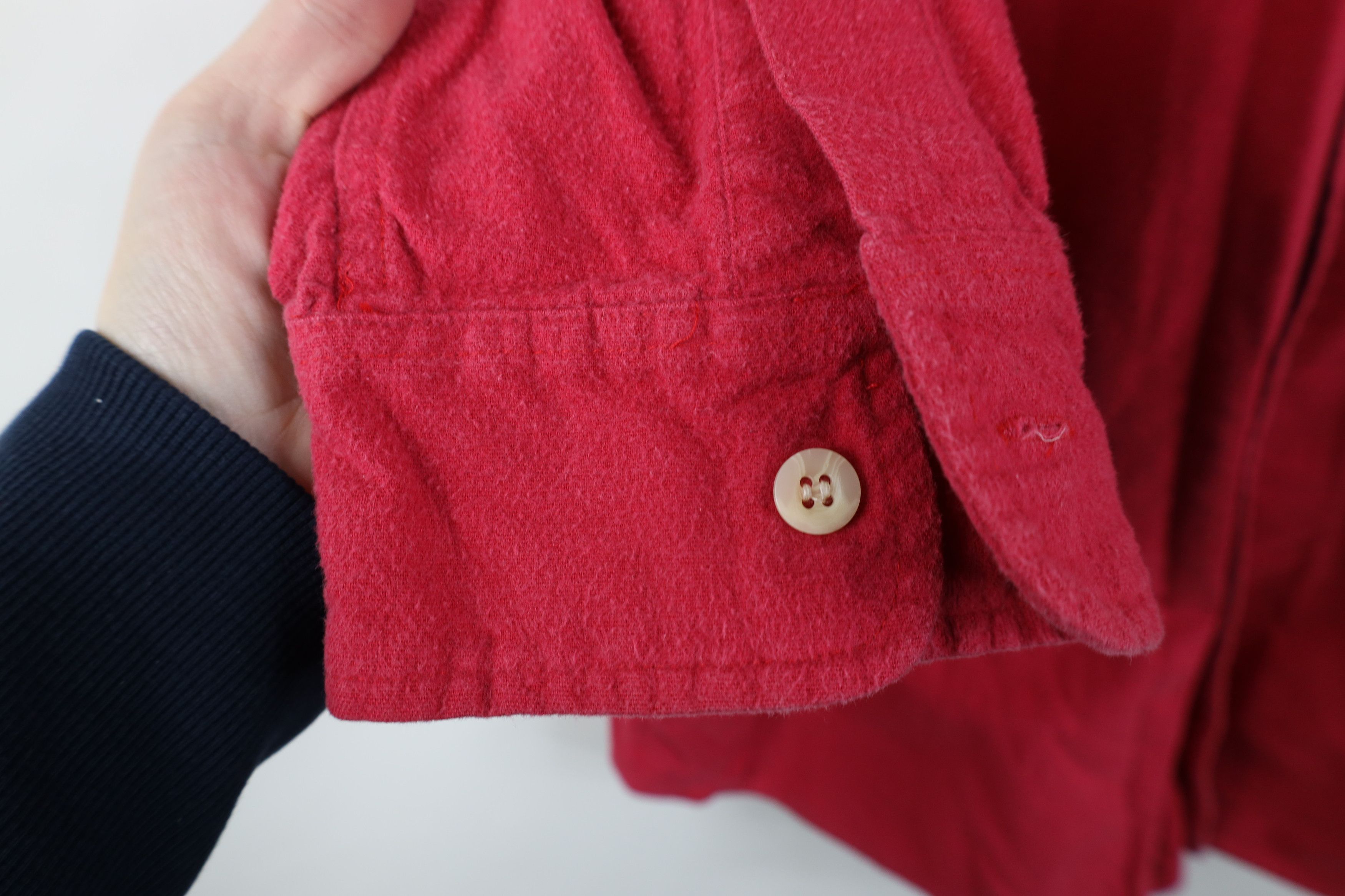 Vintage Vintage 90s Streetwear Cloth Collared Button Shirt Red Size US L / EU 52-54 / 3 - 8 Thumbnail