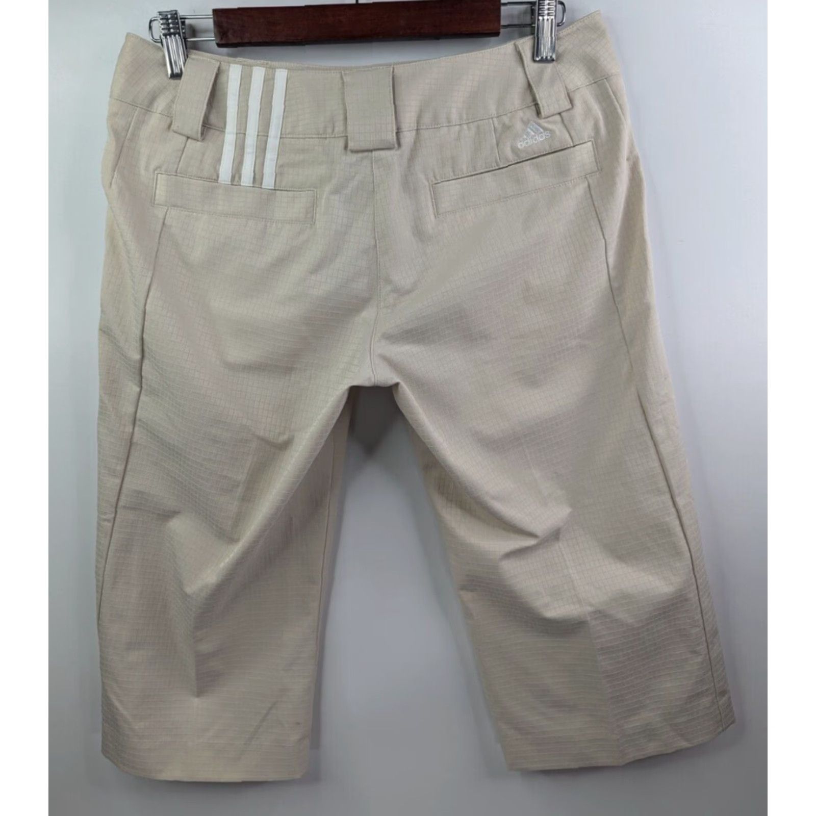 Adidas Adidas Clima Lite Womens Beige 3 Stripe Shorts Size 2 Golf Performance Bermuda Capris Size 26" / US 2 / IT 38 - 2 Thumbnail
