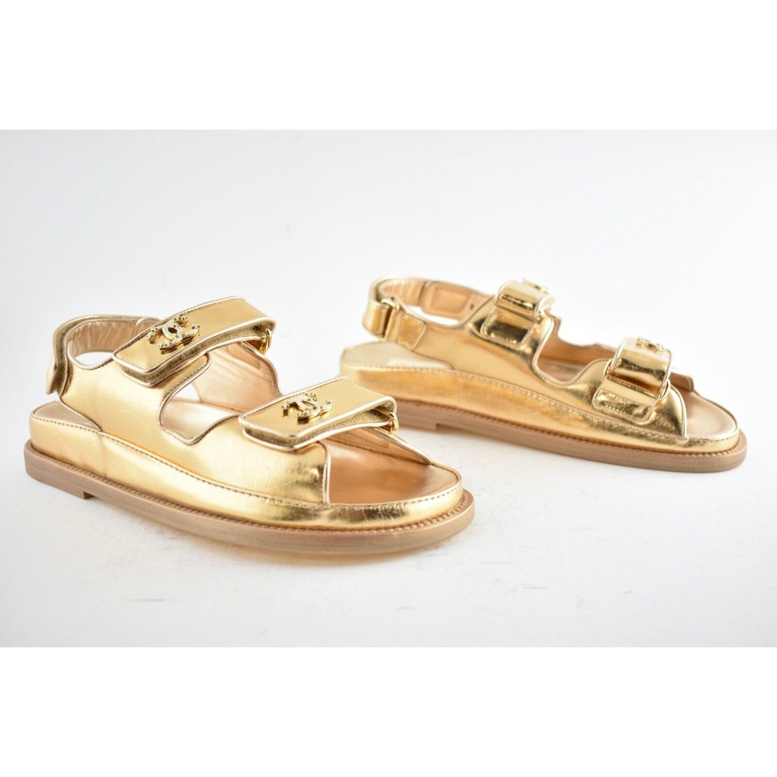 Chanel Chanel 22C Golden Gold Laminated CC Logo Mule Slide Strap Size US 7.5 / IT 37.5 - 4 Thumbnail