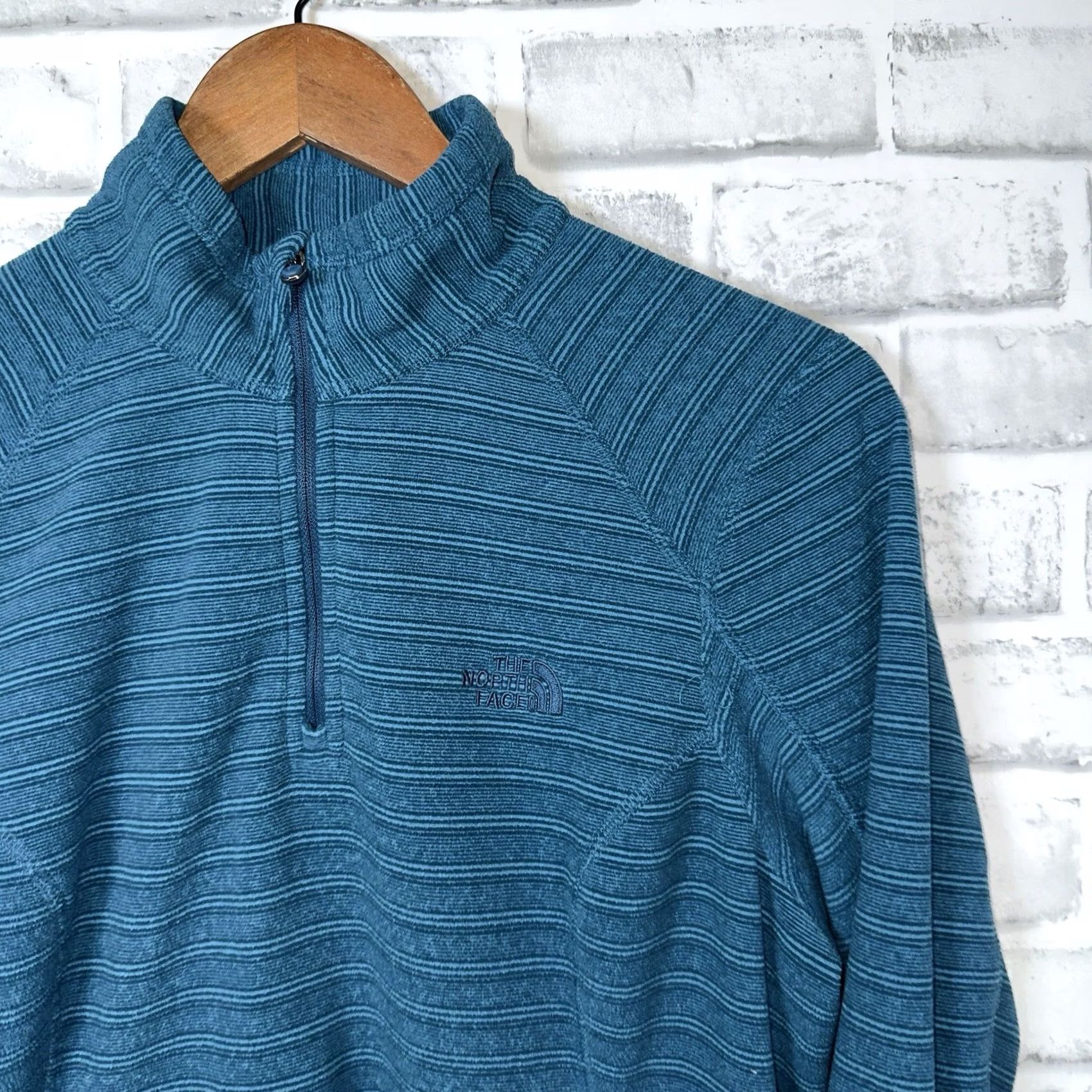 The North Face The North Face Pullover Hoodie Womens Size L Blue Half-Zip 100% Polyester Size L / US 10 / IT 46 - 2 Thumbnail