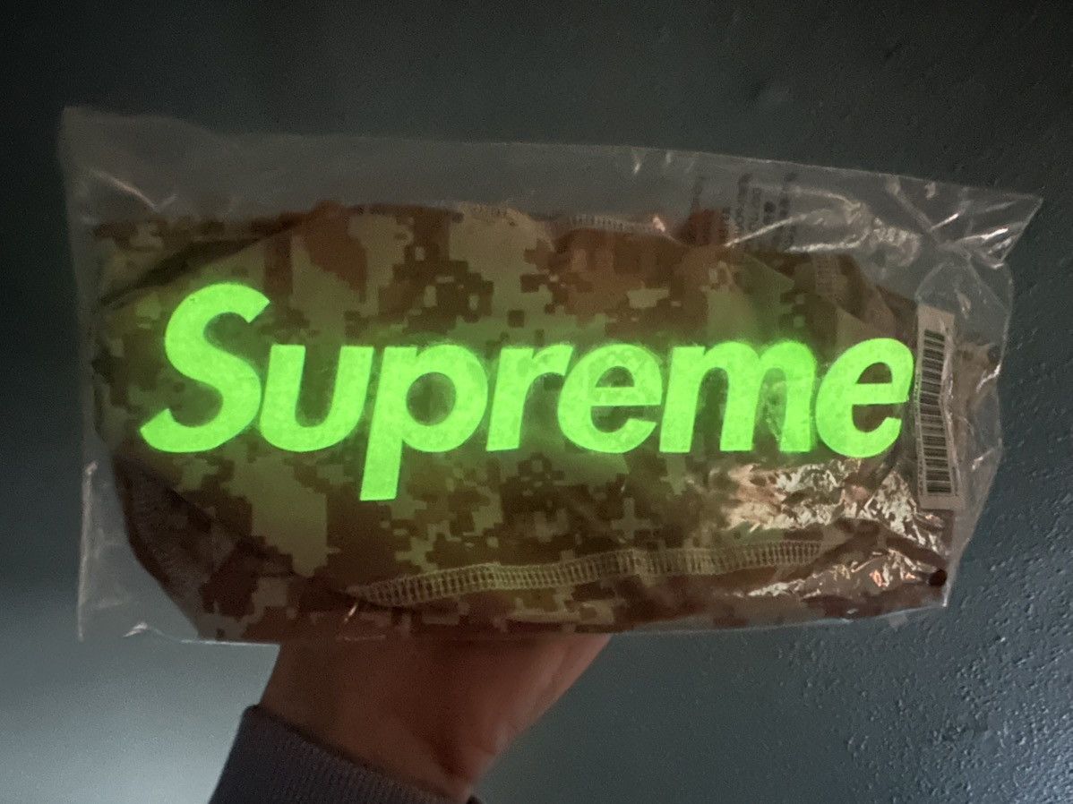 Supreme SUPREME HEAT REACTIVE DIGI CAMO BALACLAVA TAN Size ONE SIZE - 2 Thumbnail