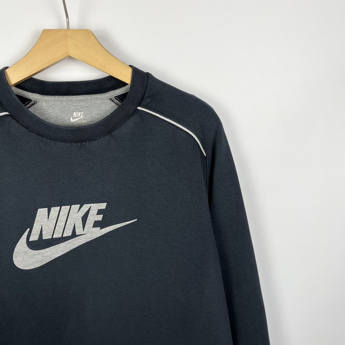 Nike Vintage Nike Big Swoosh Faded Blue Sweatshirt 2000’s Size US L / EU 52-54 / 3 - 2 Thumbnail