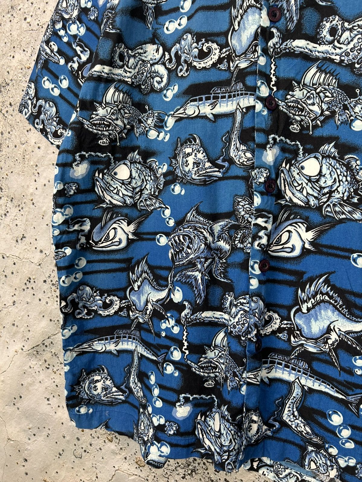 Vintage Vintage Fish Rap Baggy Shirt Y2K Hip Hop Skate Streetwear Size US L / EU 52-54 / 3 - 4 Thumbnail