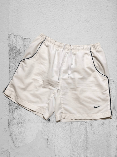 Nike Nike Shorts Size US 32 / EU 48 - 1 Thumbnail