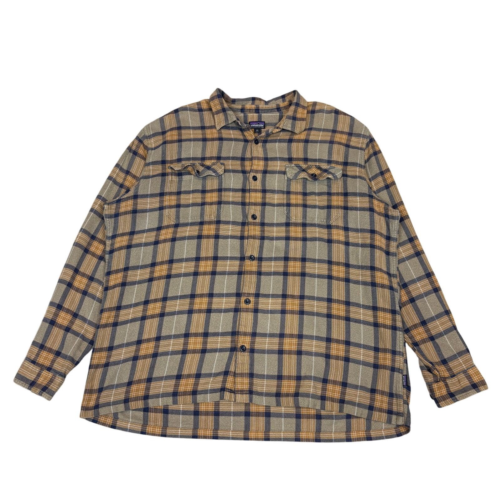 Patagonia Patagonia Long Sleeved Fjord Flannel Button Up Shirt 2XL Size US XXL / EU 58 / 5 - 1 Thumbnail