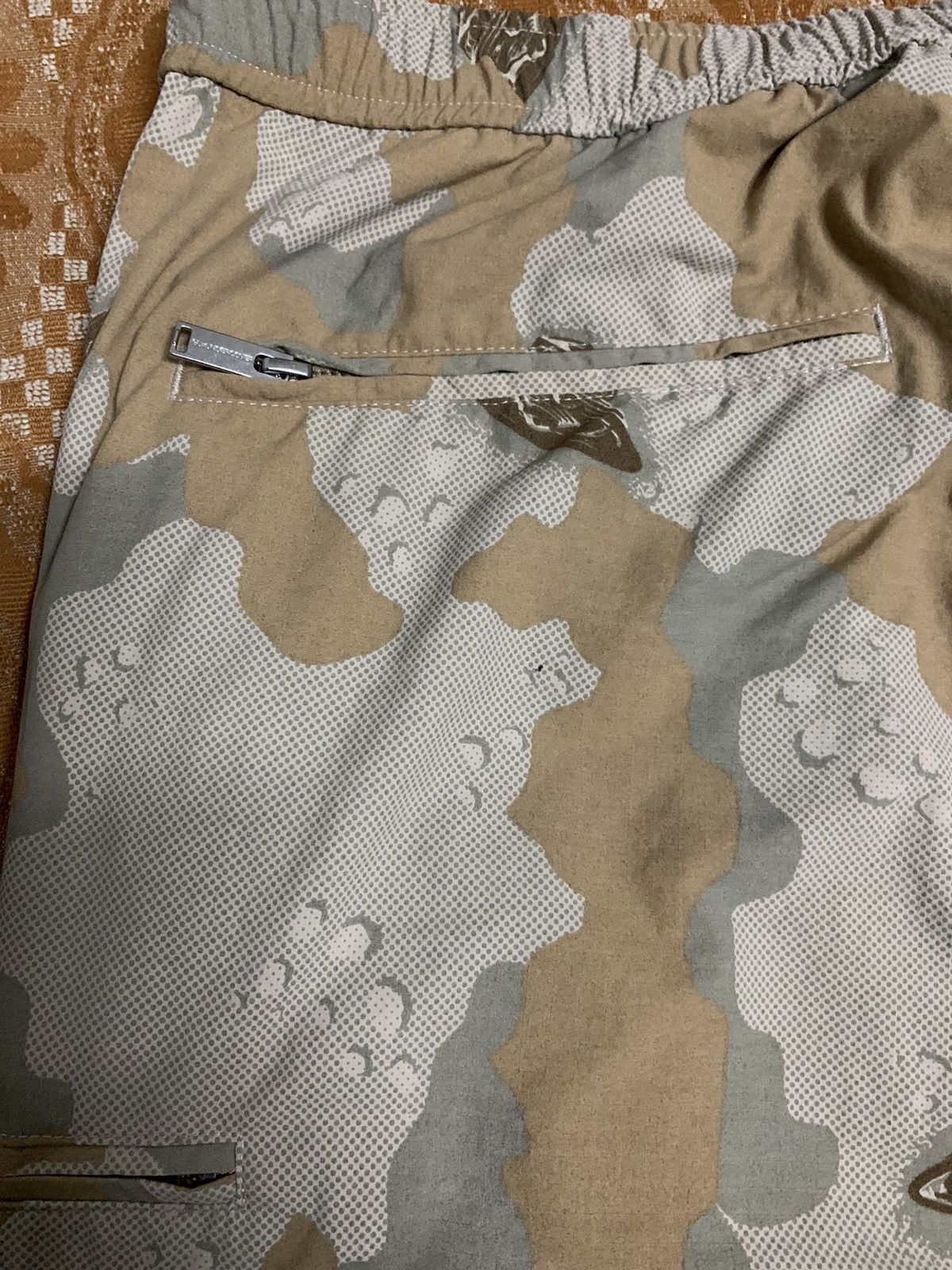 GU × Undercover RARE GU X UNDERCOVER CAMOUFLAGE CARGO PANT Size US 38 / EU 54 - 14 Thumbnail