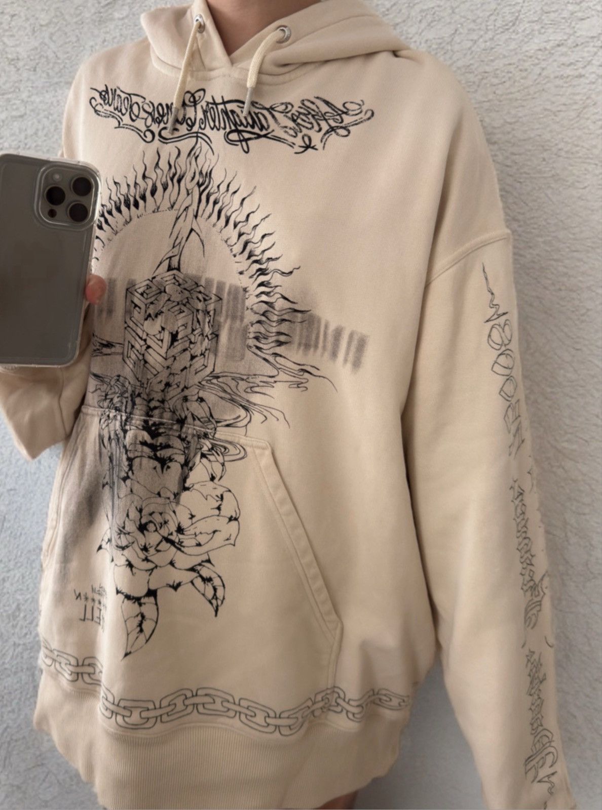 Givenchy Givenchy "After Laughter Comes Tears" Oversized Hoodie Beige Size US M / EU 48-50 / 2 - 4 Thumbnail