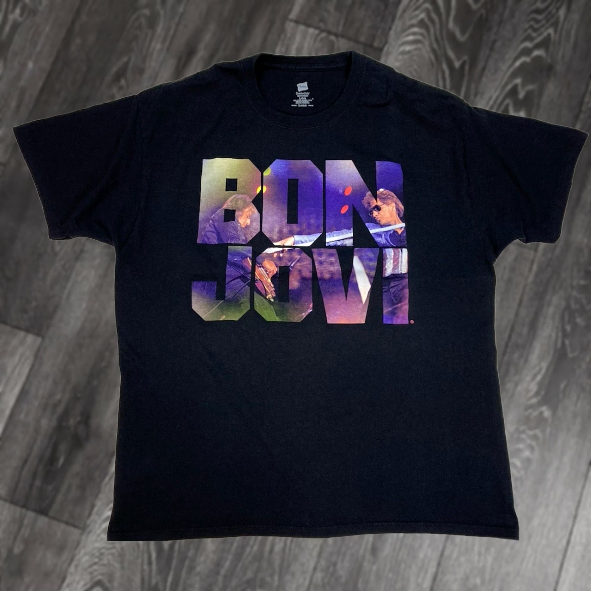 Hanes Bon Jovi Because We Can 2013 Graphic T-shirt Men Large Black Short Sleeve Music Shirt Size US L / EU 52-54 / 3 - 1 Thumbnail
