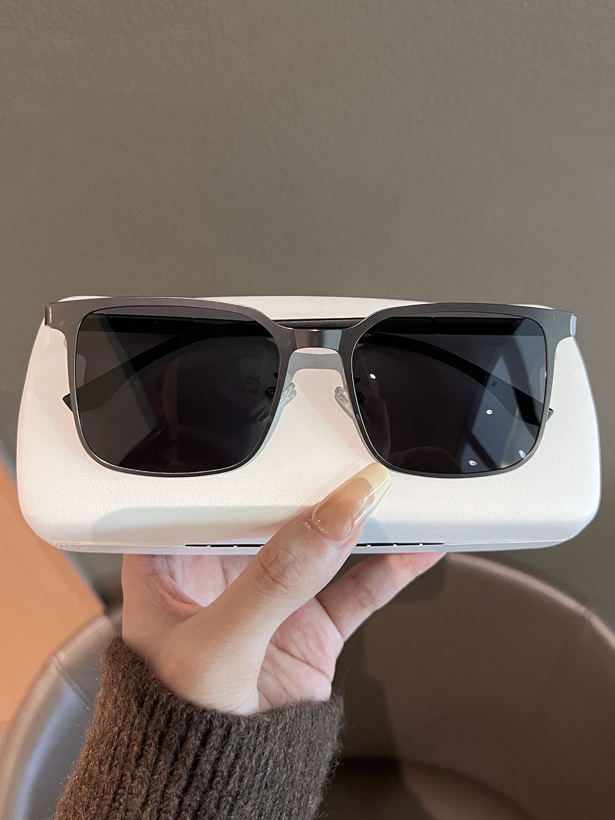 VIBE Vintage Street ins style custom avant-garde sunglasses Size ONE SIZE - 1 Thumbnail