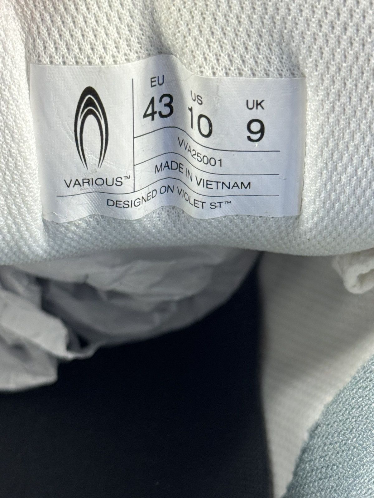 Various ZERO SNOW WHITE/ LIQUID LUSTER SNEAKERS Size US 10 / EU 43 - 13 Thumbnail