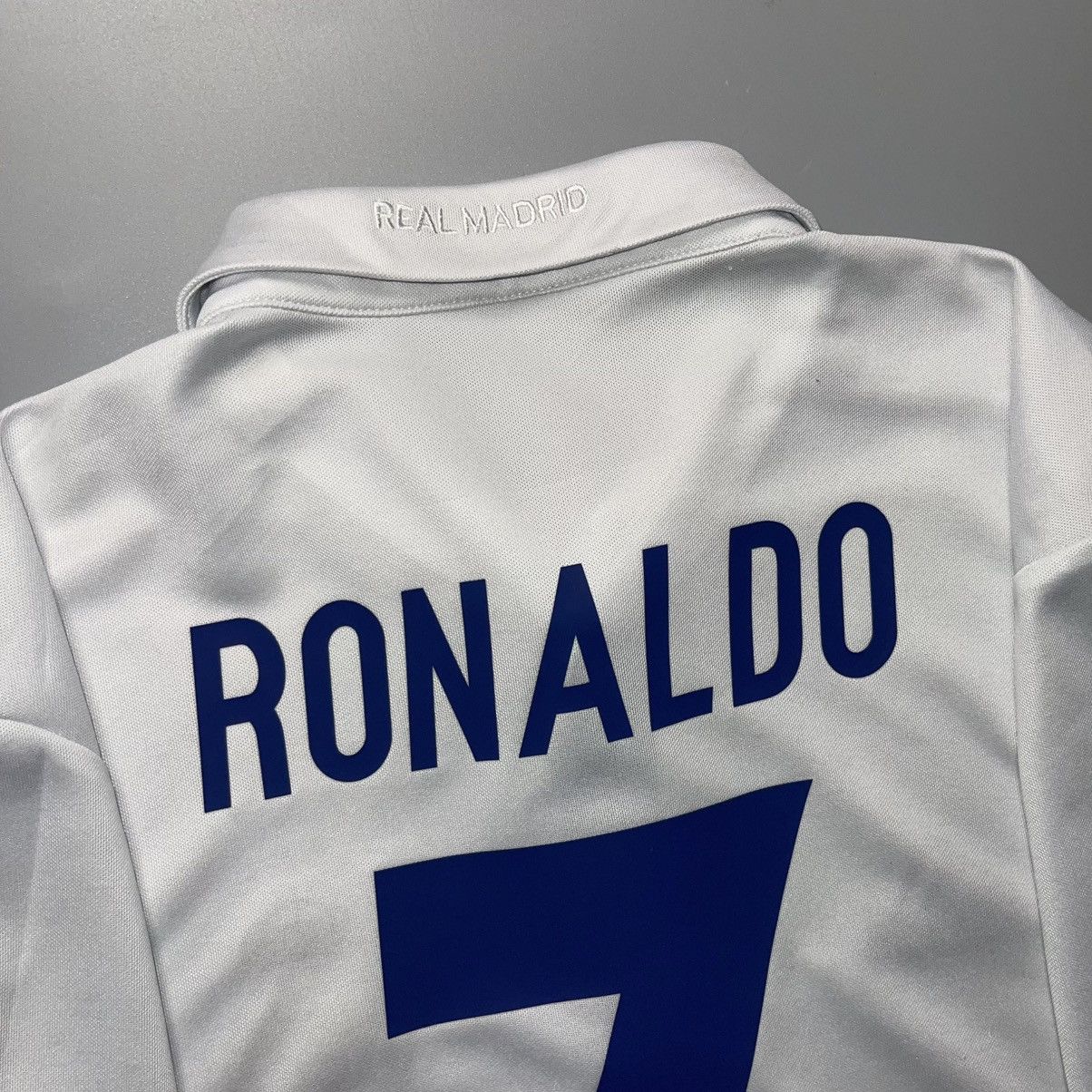 Adidas × Vintage REAL MADRID ADIDAS 2016/2017 FOOTBALL HOME JERSEY #7 RONALDO Size US S / EU 44-46 / 1 - 15 Thumbnail