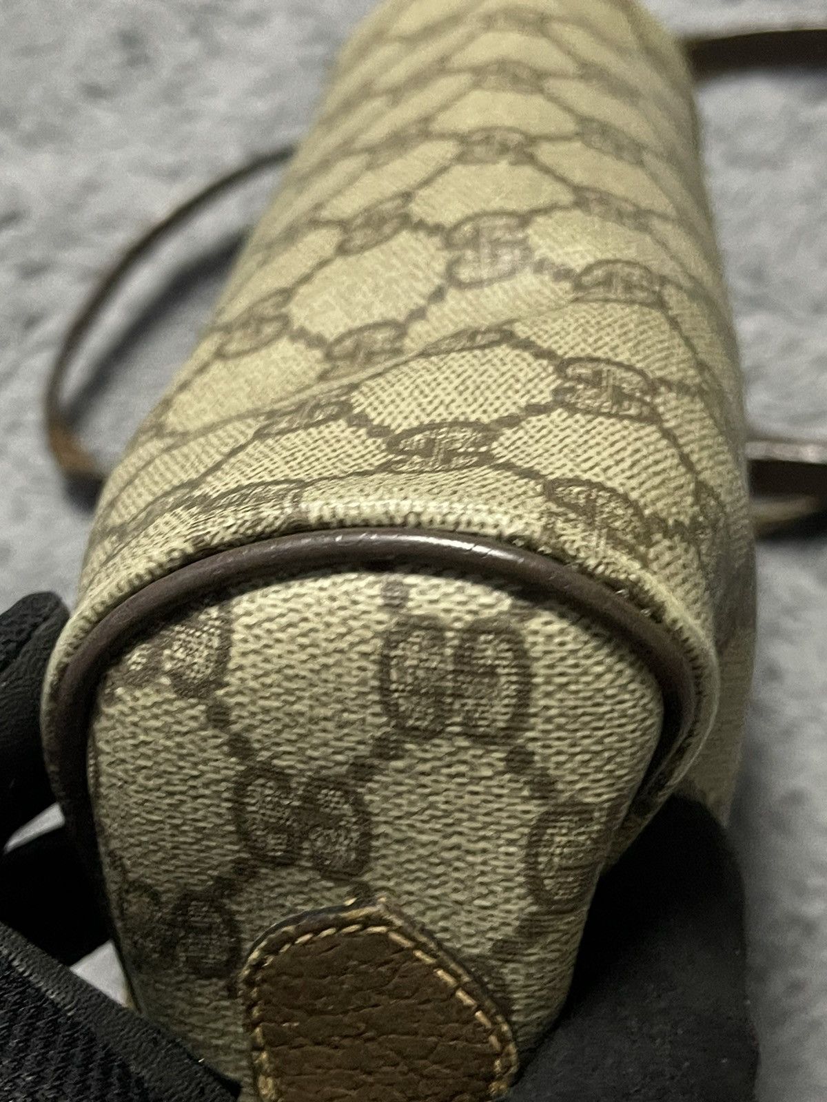 Gucci × Vintage Vintage Gucci Sling Bag Monogram Size ONE SIZE - 8 Thumbnail