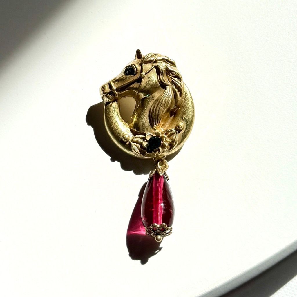 Neiman Marcus NEIMAN MARCUS | Vintage-Style Lion Head Brooch | Gold Tone R Size ONE SIZE - 8 Thumbnail