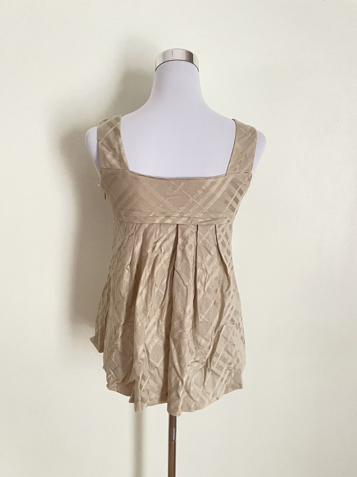 Burberry × Designer Burberry Novacheck Sleeveless Tops Size XS / US 0-2 / IT 36-38 - 2 Thumbnail
