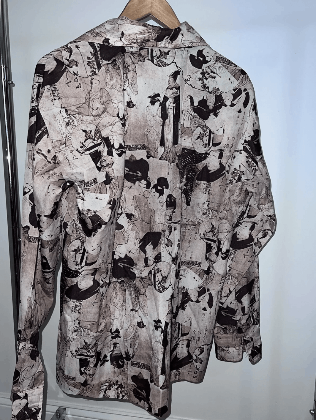 Vintage VTG 1970's Pierre La Grande Poly Asian Character LONG SLEEVE Size US L / EU 52-54 / 3 - 2 Thumbnail