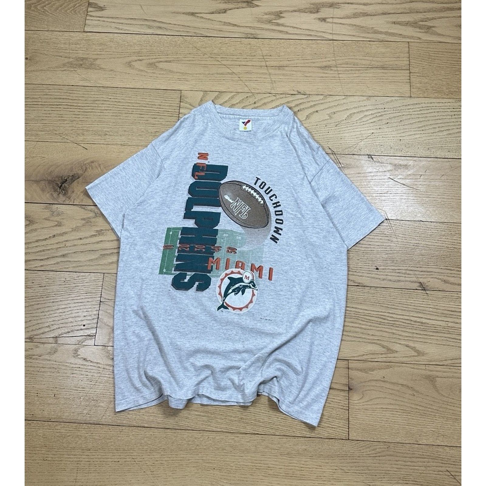 Logo 7 × NFL × Vintage Vintage Miami Dolphins T-shirt Size US XL / EU 56 / 4 - 1 Thumbnail