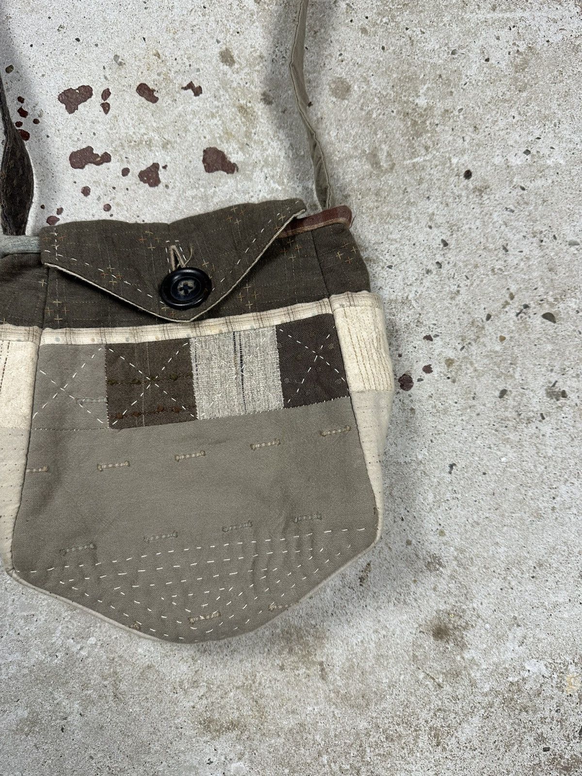 Other Vintage Y2K Patchwork Reworked Messenger Bag Size ONE SIZE - 3 Thumbnail
