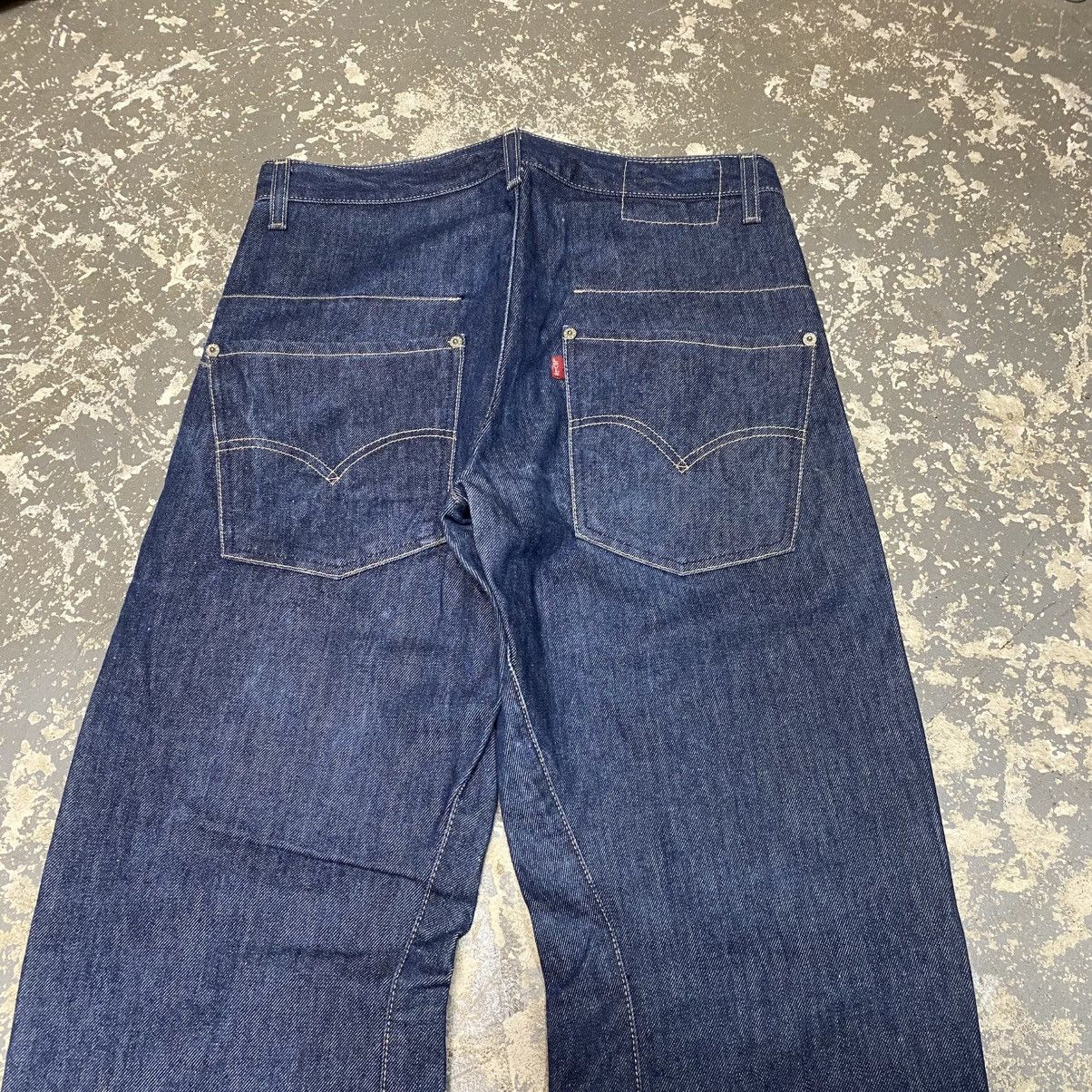 Japanese Brand × Levi's × Vintage Vintage Levi’s Engineered Twisted Leg Denim Jeans 90s Size US 31 - 11 Thumbnail