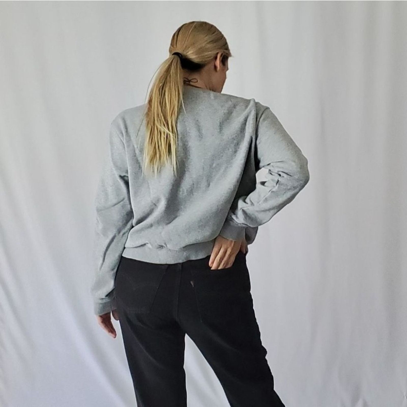 Fila Y2K Fila Gray Crewneck Pullover Sweatshirt - L Size XL / US 12-14 / IT 48-50 - 2 Thumbnail