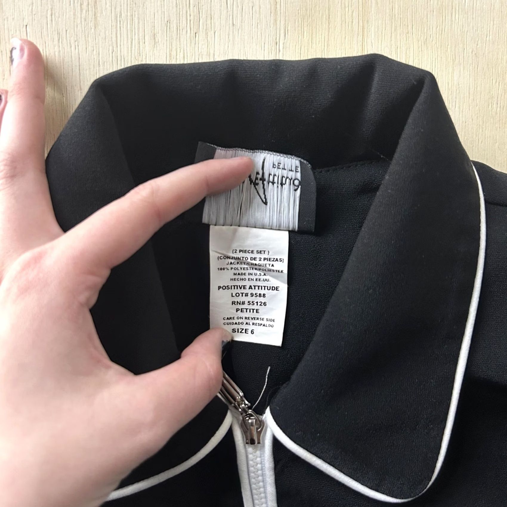 Vintage VINTAGE Positive Attitude Suit Jacket Womens 6 Black Piped Petite USA Size M / US 6-8 / IT 42-44 - 3 Thumbnail