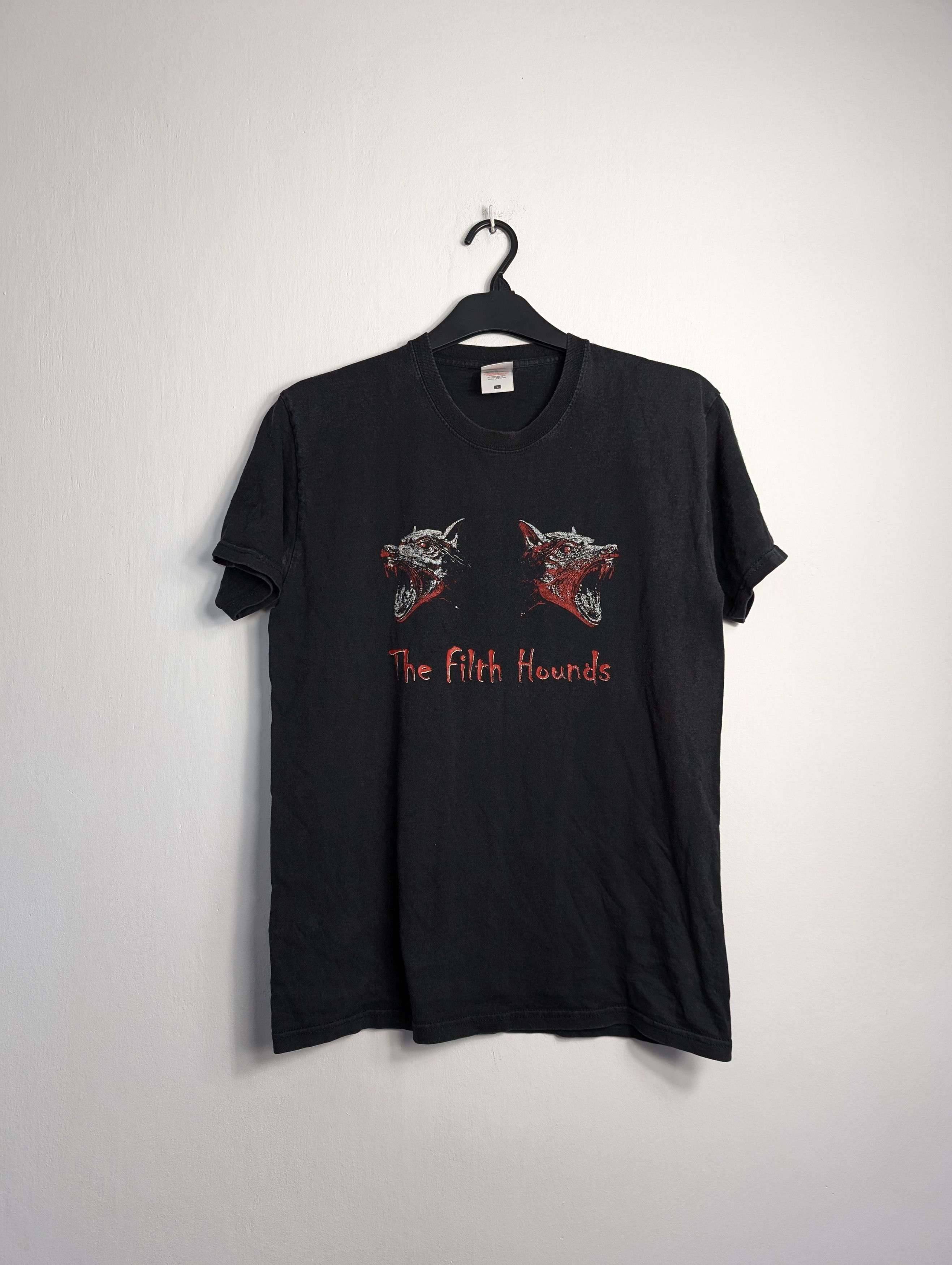 Vintage The Filth Hounds Graphic T-Shirt Fruit of the Loom Retro Size US L / EU 52-54 / 3 - 1 Thumbnail
