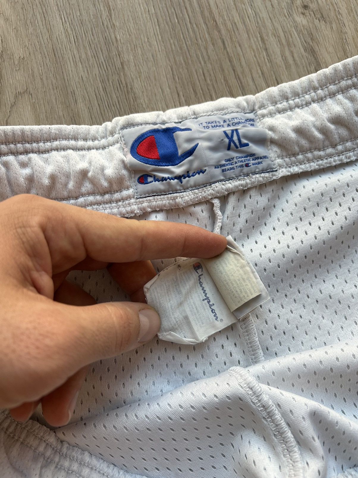NBA × Vintage Vintage NBA Champion Los Angeles Lakers Kobe Bryant 8 Shorts Size US 36 / EU 52 - 8 Thumbnail