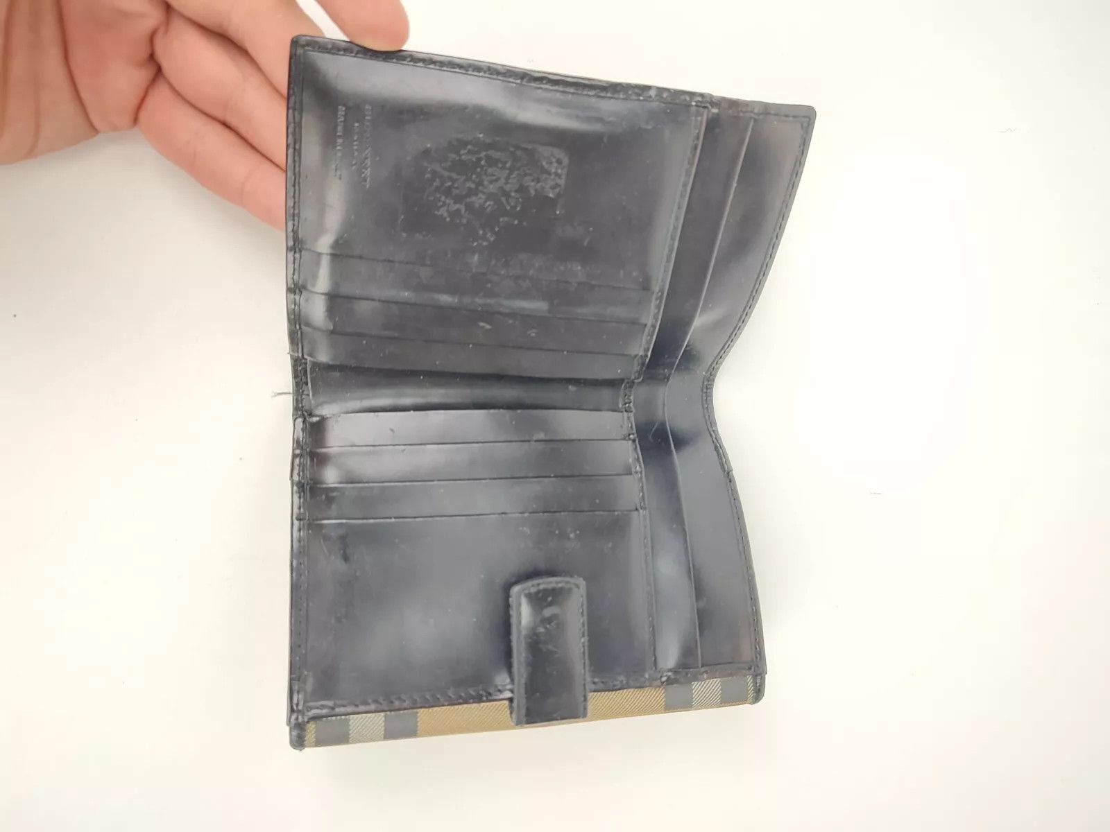 Burberry Burberry Wallet size 14x10x2 cm good condition Size ONE SIZE - 8 Thumbnail