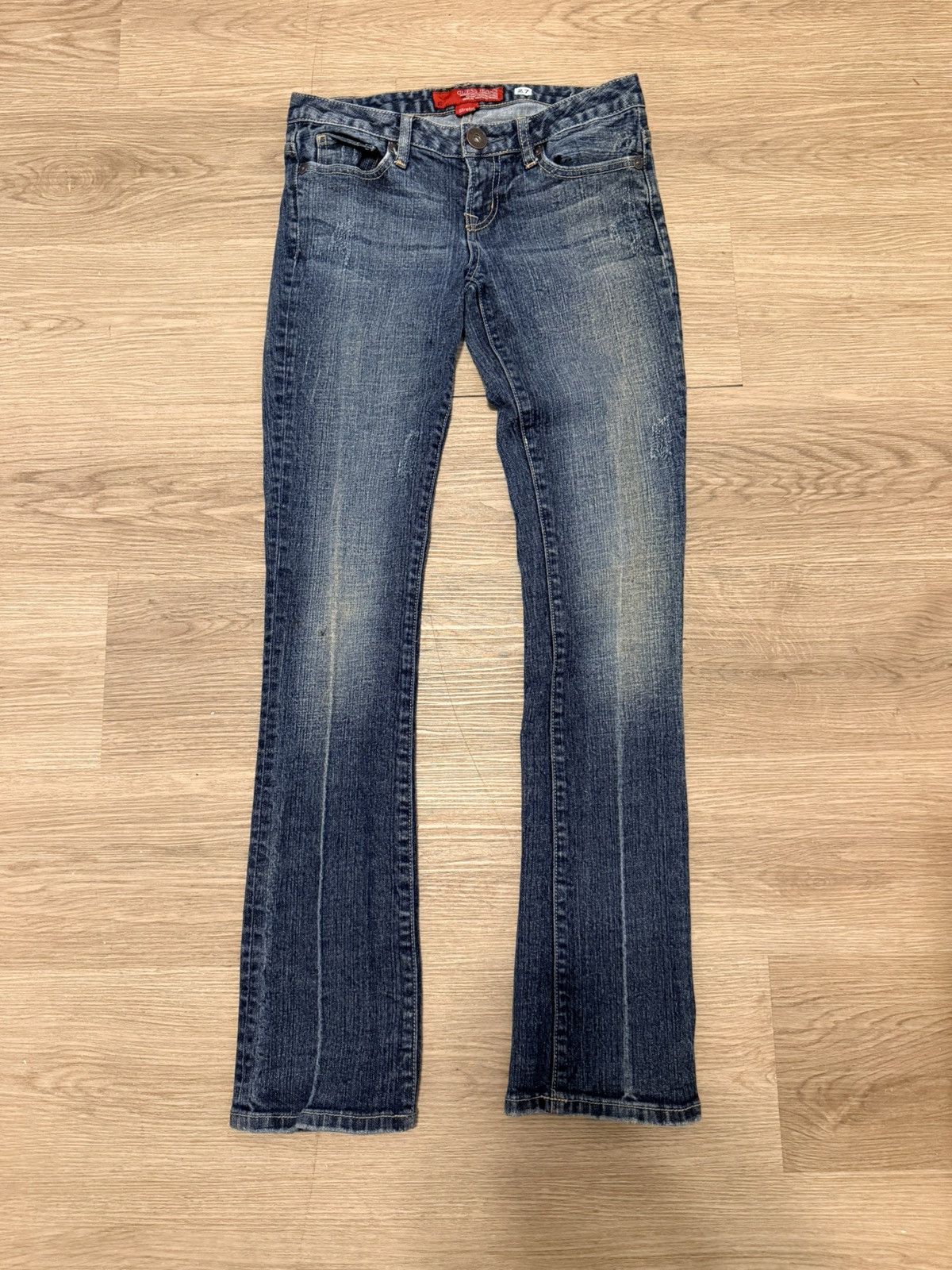 Guess Y2K dark-washed low-rise bootcut Guess denim Size 27" / US 4 / IT 40 - 1 Thumbnail