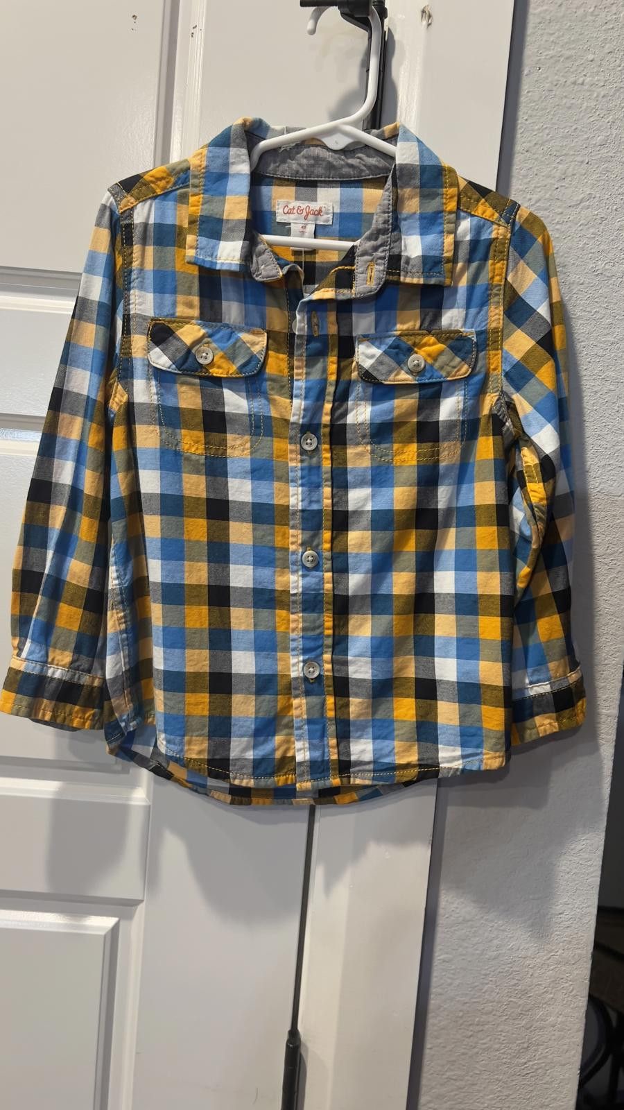 Other Cat & Jack Boys' Plaid Button-Up Shirt - Size 4T Size US XXS / EU 40 - 1 Thumbnail
