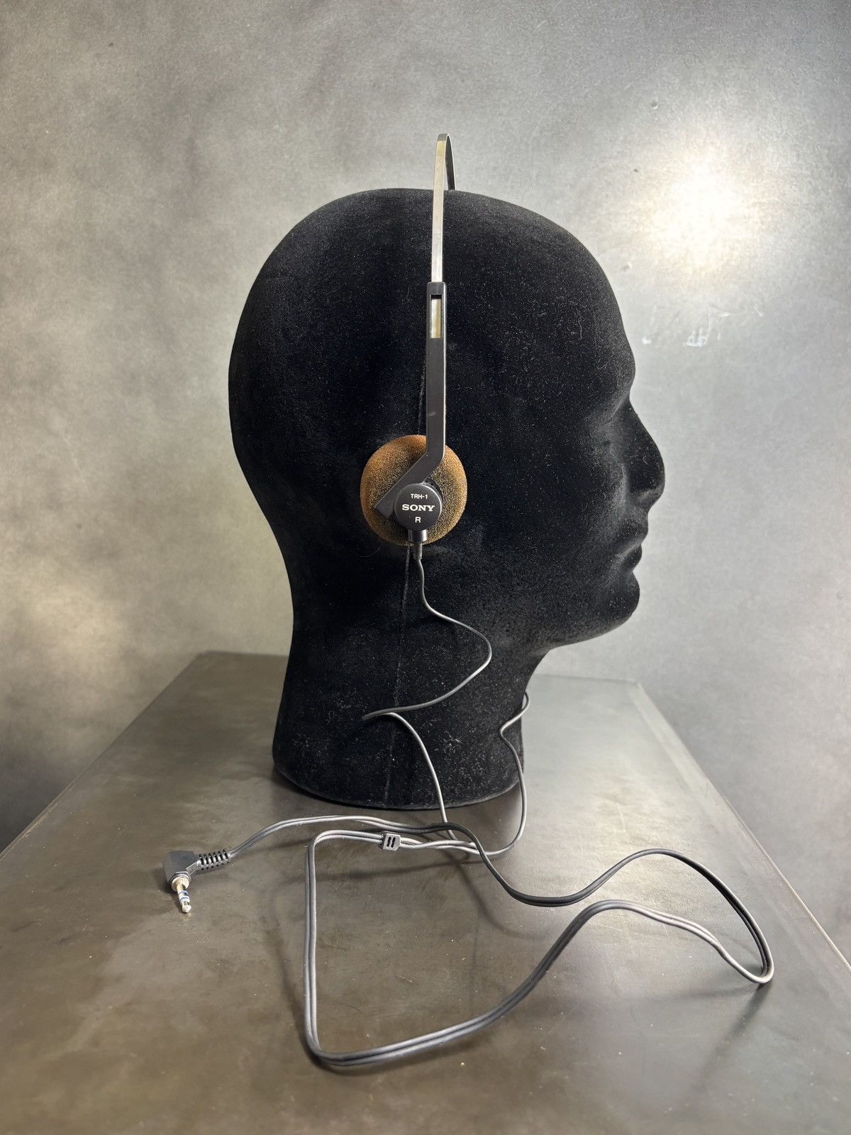 Sony 1980s Vintage Sony TRH-1 Over Ear Headphones Koss Walkman Size ONE SIZE - 11 Thumbnail