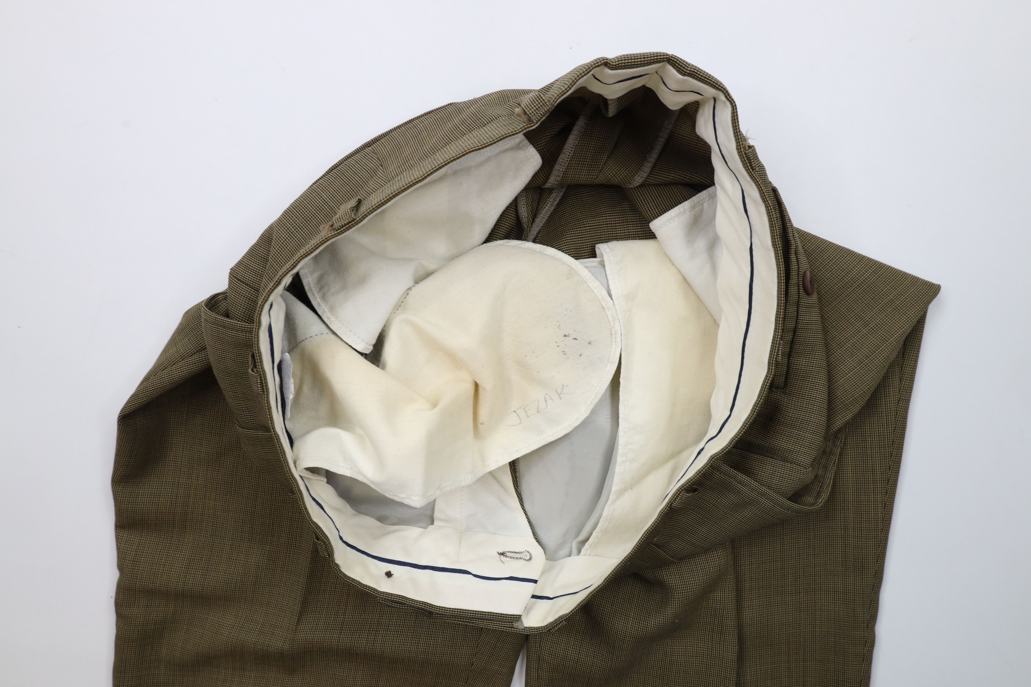 Ralph Lauren × Vintage Vintage 90s Ralph Lauren Pleated Wide Leg Chino Pants Beige Size US 36 / EU 52 - 8 Thumbnail