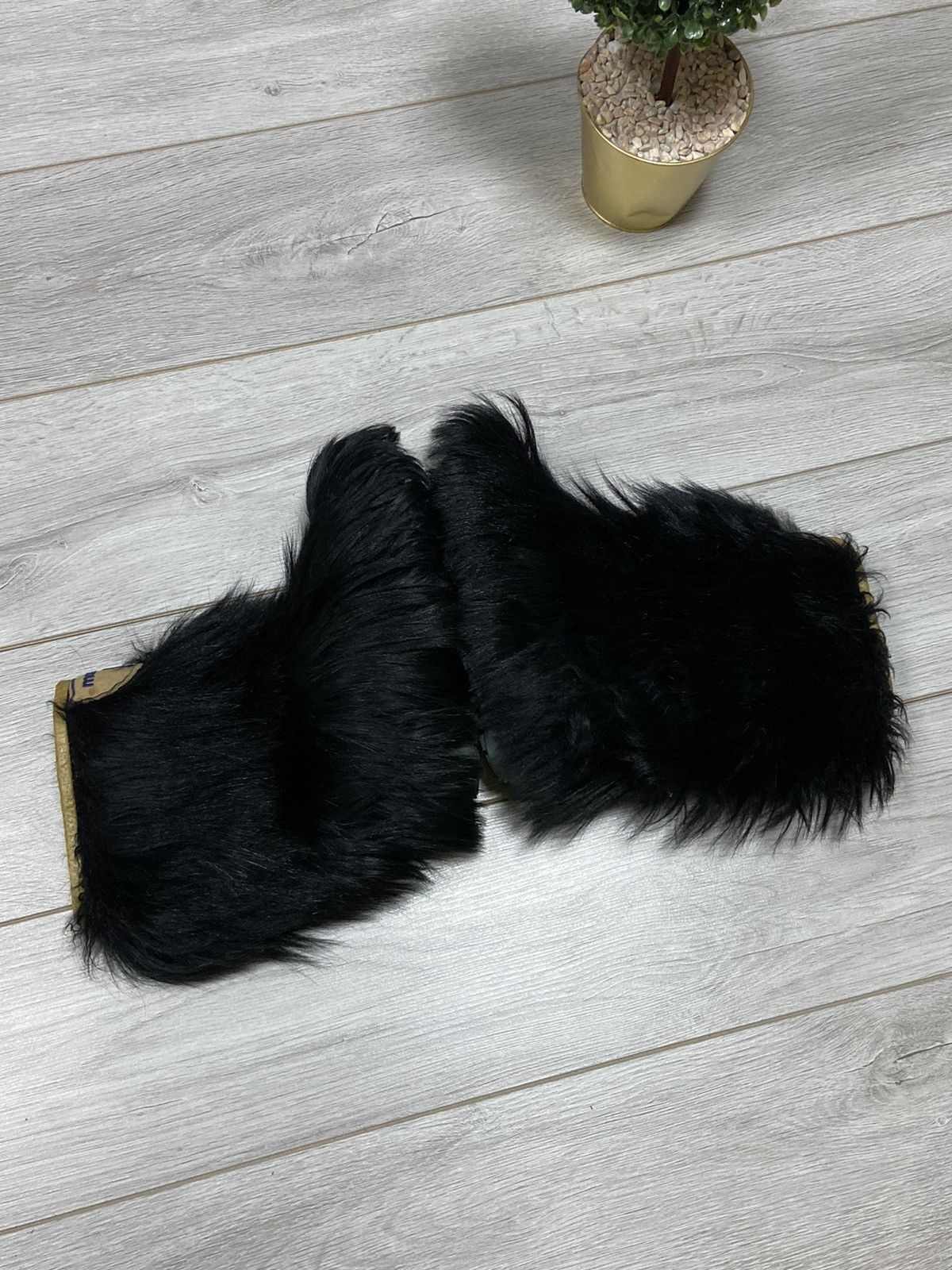 Vintage Yetty fur Italy high Y2K boots Size US 6.5 / IT 36.5 - 7 Thumbnail