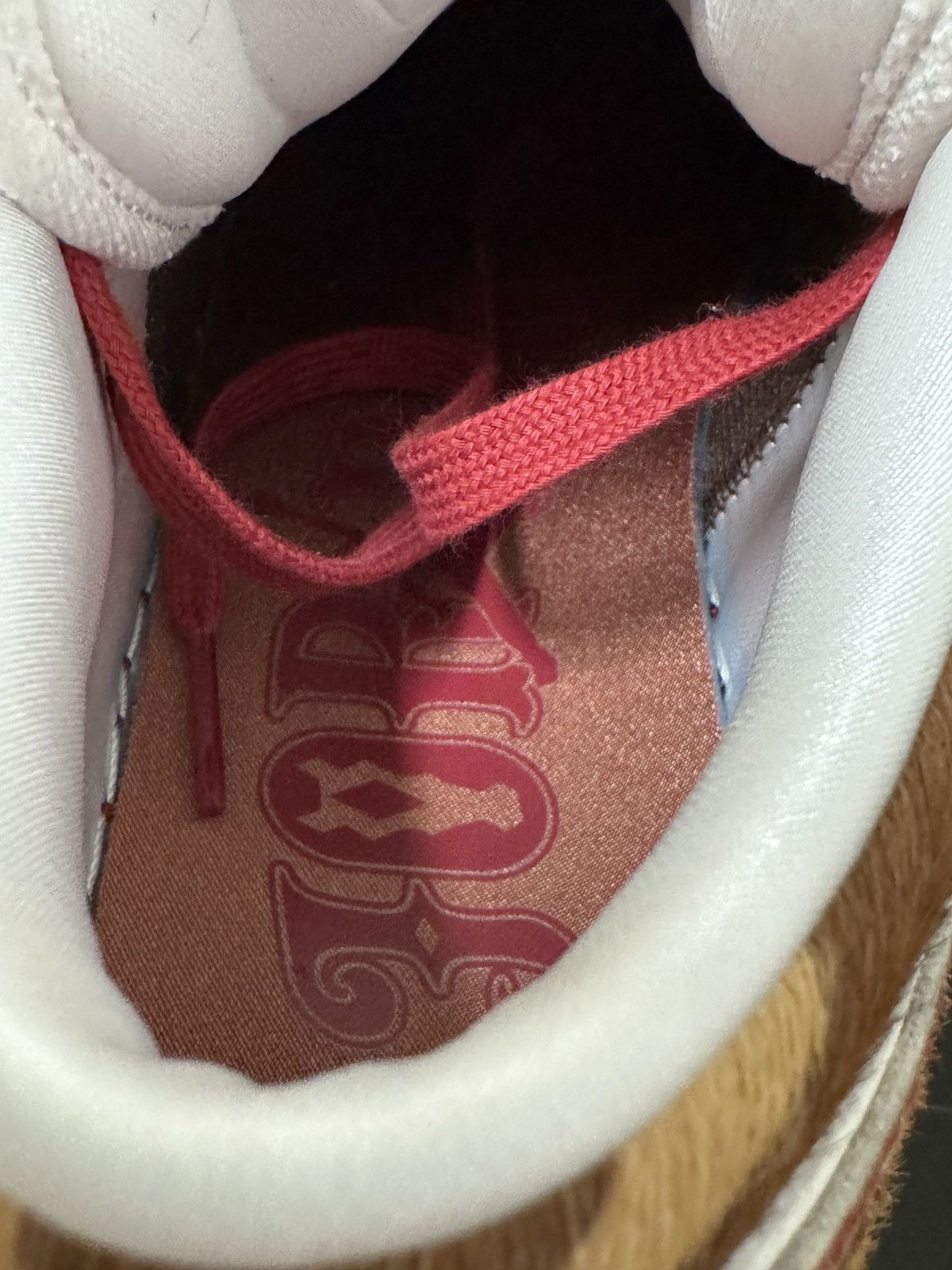 Nike Air Jordan 1 Low SE Size US 8 / EU 41 - 18 Thumbnail
