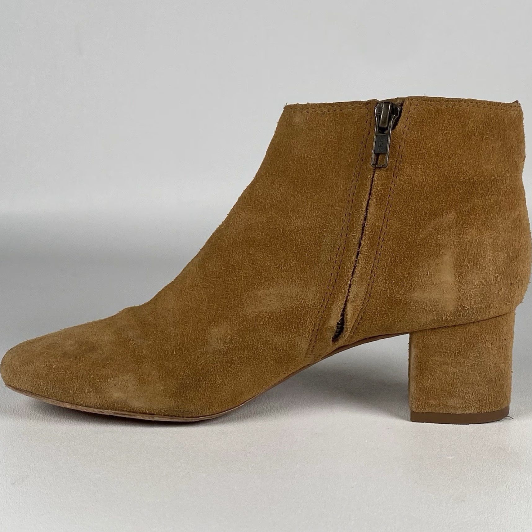 Madewell Madewell The Lucien Boot in Suede Bronzed Birch G0422 Ankle Boots Women’s Sz 8.5 Size US 9 / IT 39 - 7 Thumbnail