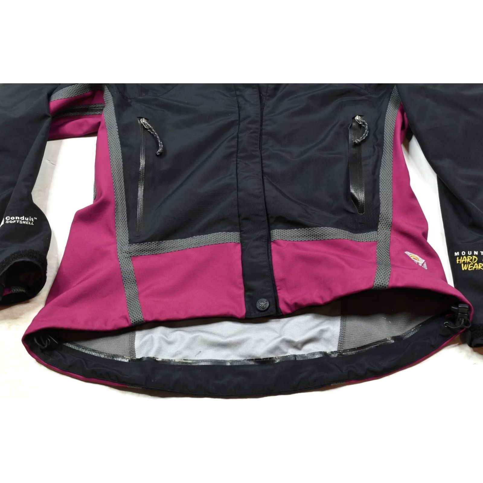 Mountain Hardwear VINTAGE Mountain Hardwear Conduit SoftShell Jacket Womens 6 Black Long Sleeve Waterproof Size M / US 6-8 / IT 42-44 - 4 Thumbnail