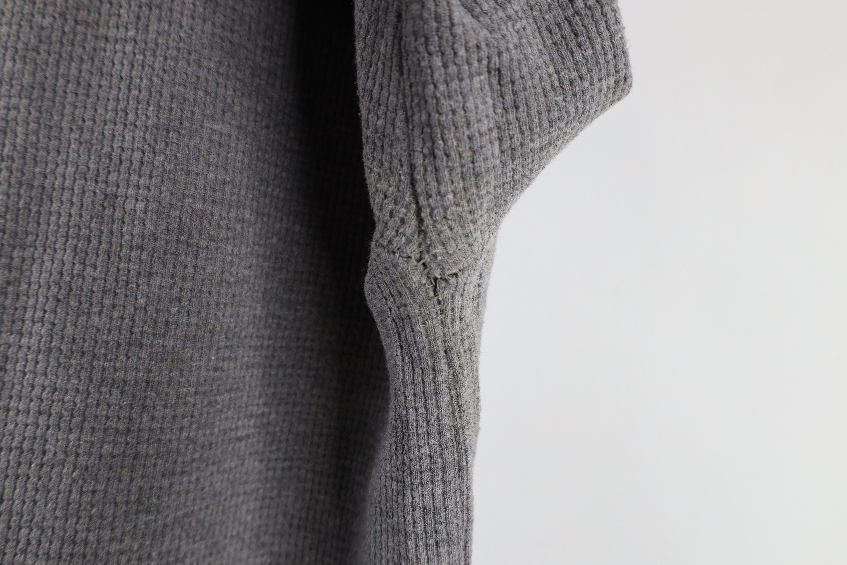 Vintage Vintage 90s Streetwear Waffle Knit Long Sleeve T-Shirt Size US L / EU 52-54 / 3 - 7 Thumbnail