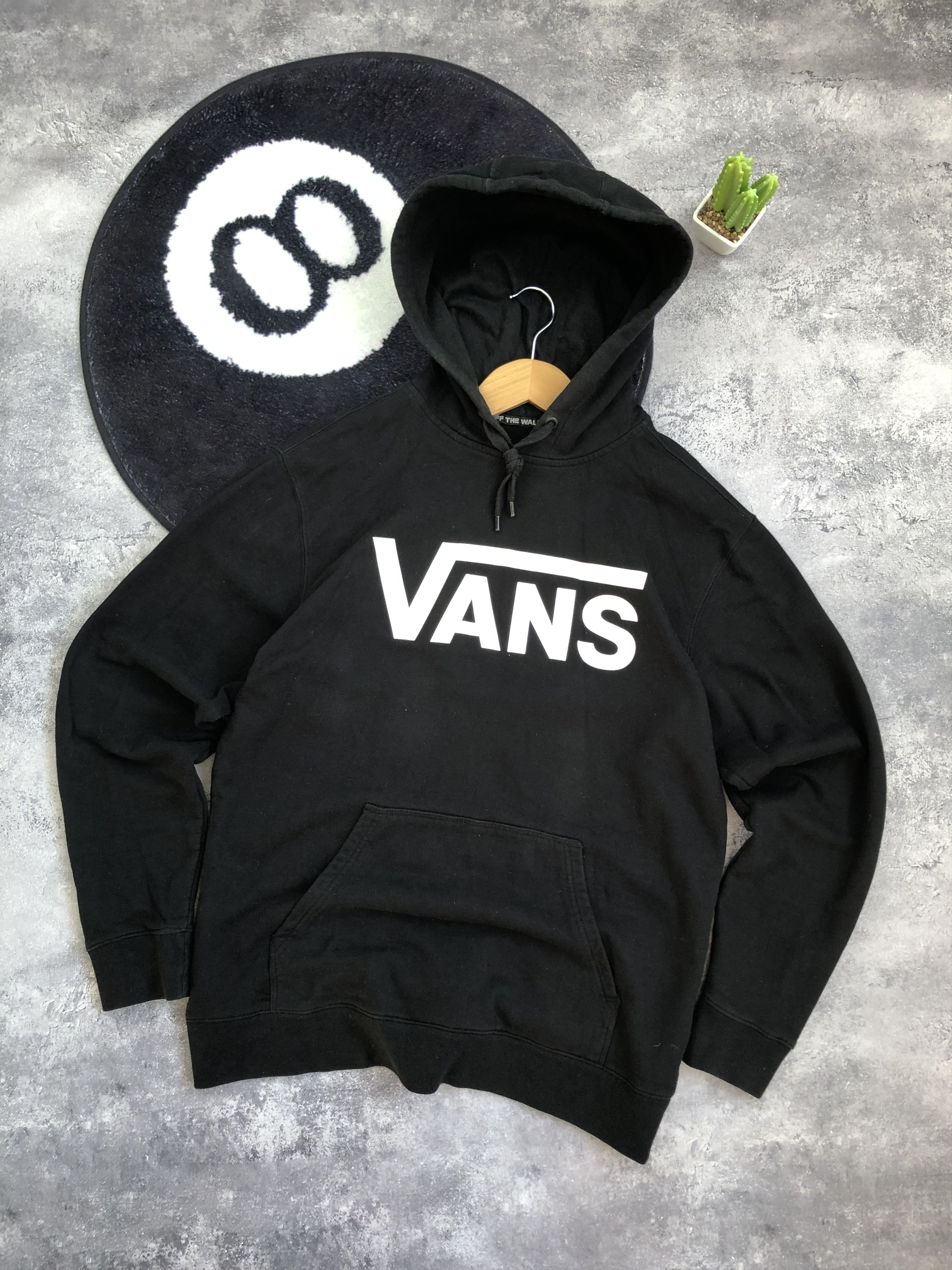 Vans VANS Of The Wall Big Logo Skateboard Streetwear Hype Hoodie Size US M / EU 48-50 / 2 - 1 Thumbnail