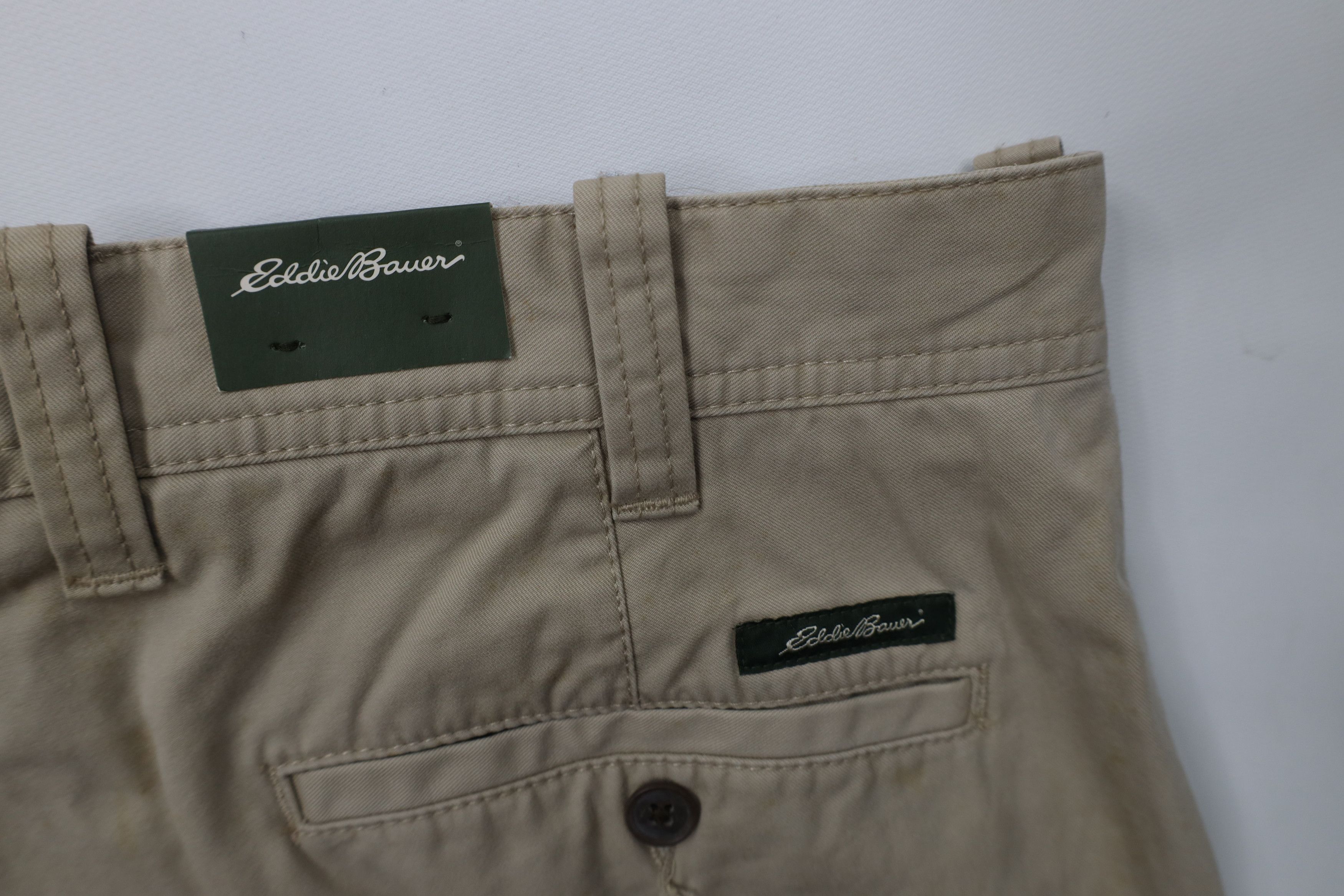 Eddie Bauer Deadstock Vintage Eddie Bauer Pleated Wide Leg Chino Pants Size US 36 / EU 52 - 14 Thumbnail