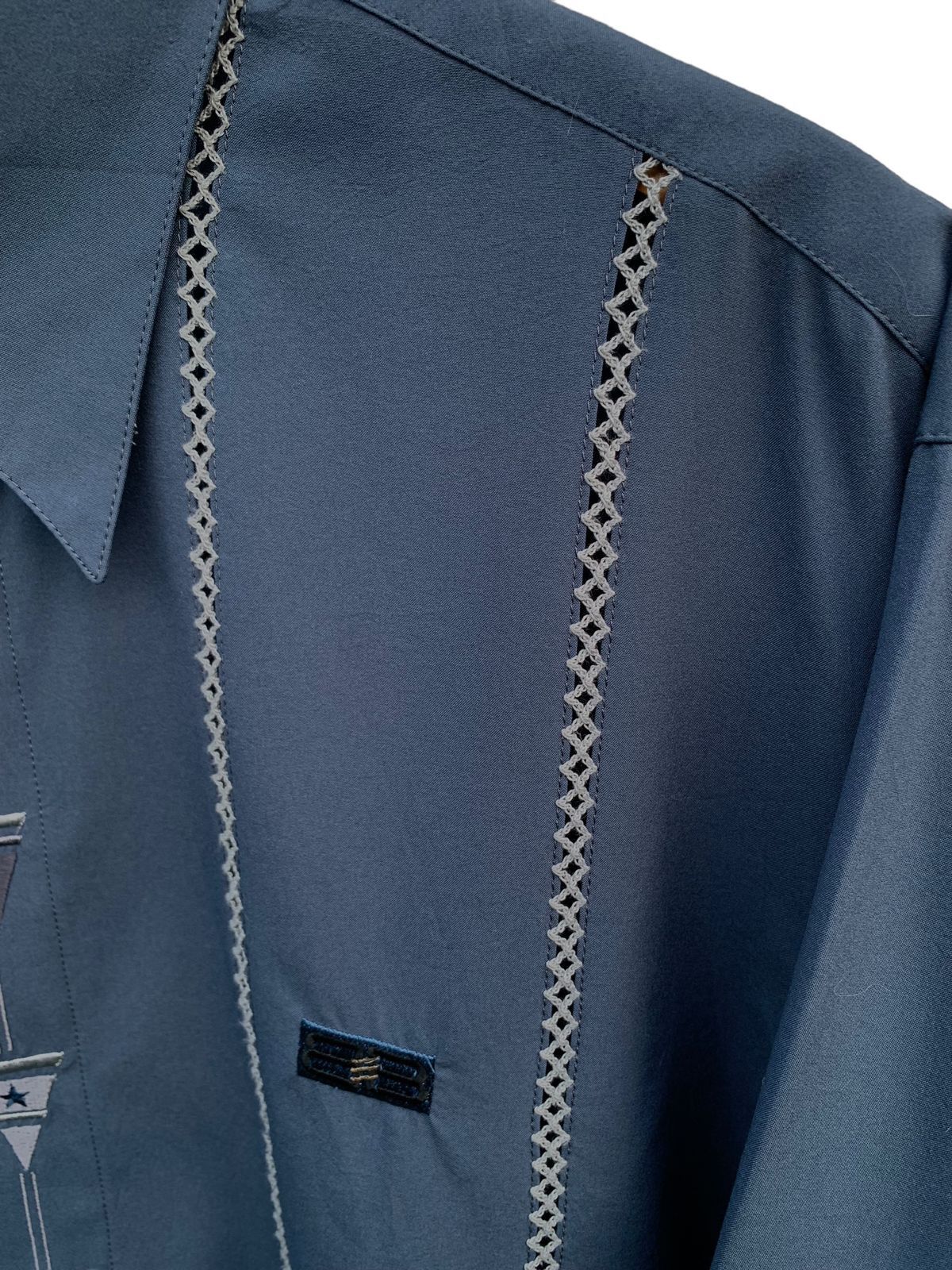 Balenciaga 🔥LastDrop Balenciaga hiden button embroidered silk shirt Size US L / EU 52-54 / 3 - 3 Thumbnail