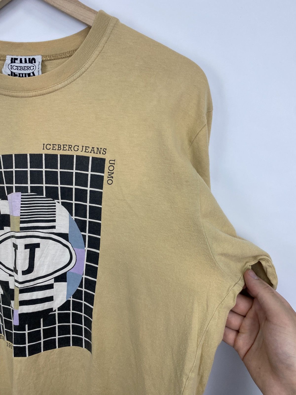 Iceberg Vintage 1997 Iceberg Primavera T-Shirt Rare Retro Hype Y2K Size US M / EU 48-50 / 2 - 10 Thumbnail