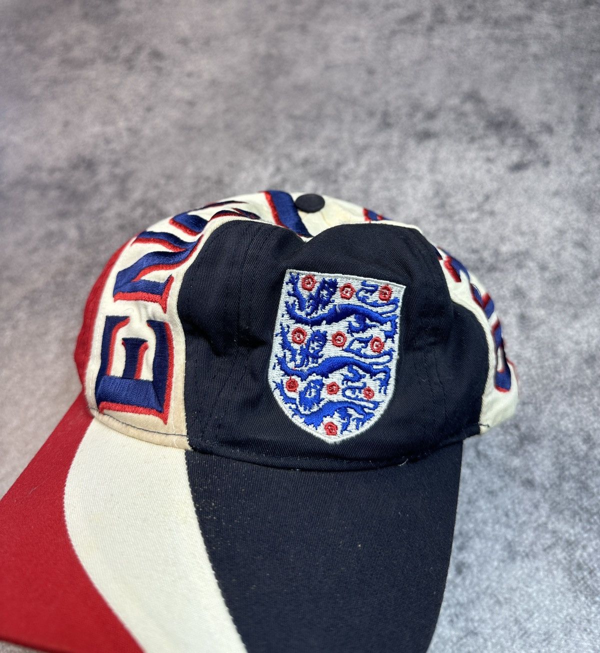 Vintage Vintage England 90s Logo Cap Streetwear Rare Soccer VTg Size ONE SIZE - 2 Thumbnail