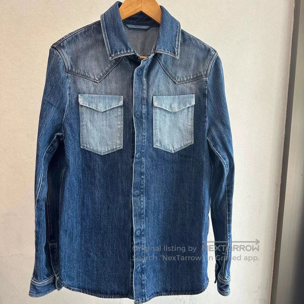 Valentino VALENTINO Denim Button-Up Shirt. Size US M / EU 48-50 / 2 - 1 Thumbnail