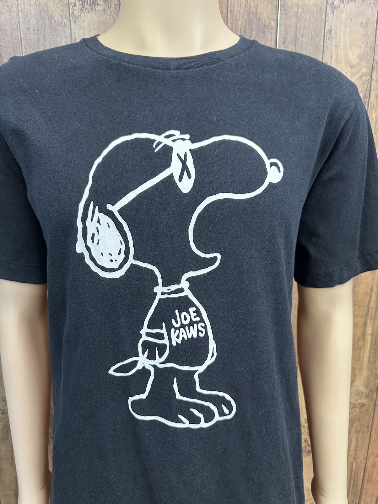 Kaws × Peanuts × Uniqlo Peanuts Joe Kaws Tshirt A571 Size US M / EU 48-50 / 2 - 2 Thumbnail