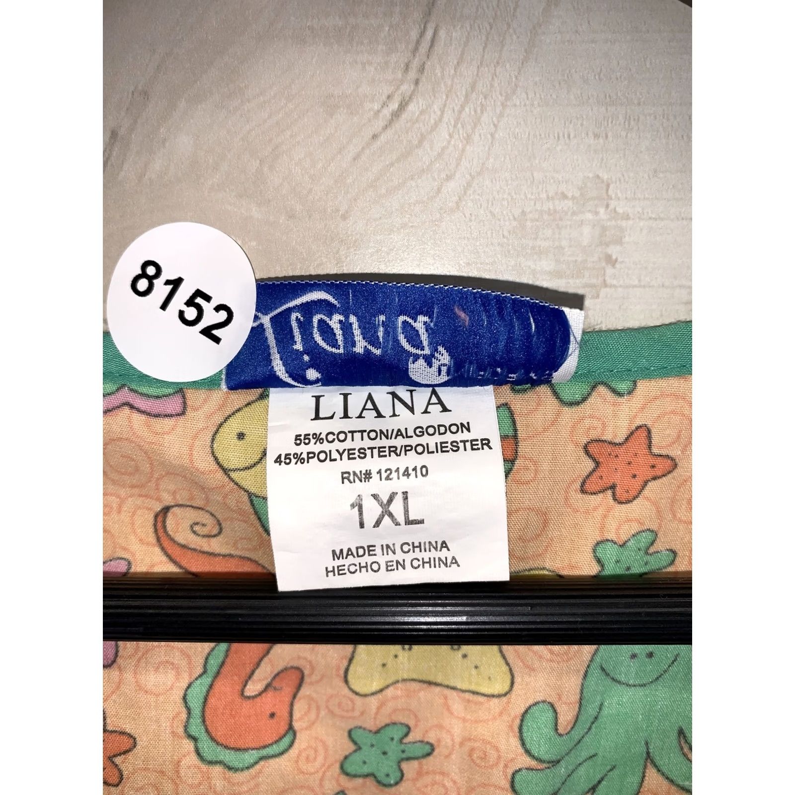 Vintage Liana Top 1X Uniforms Womens Tropical Fish Print Neck Scrub Plus Size Size XL / US 12-14 / IT 48-50 - 3 Thumbnail