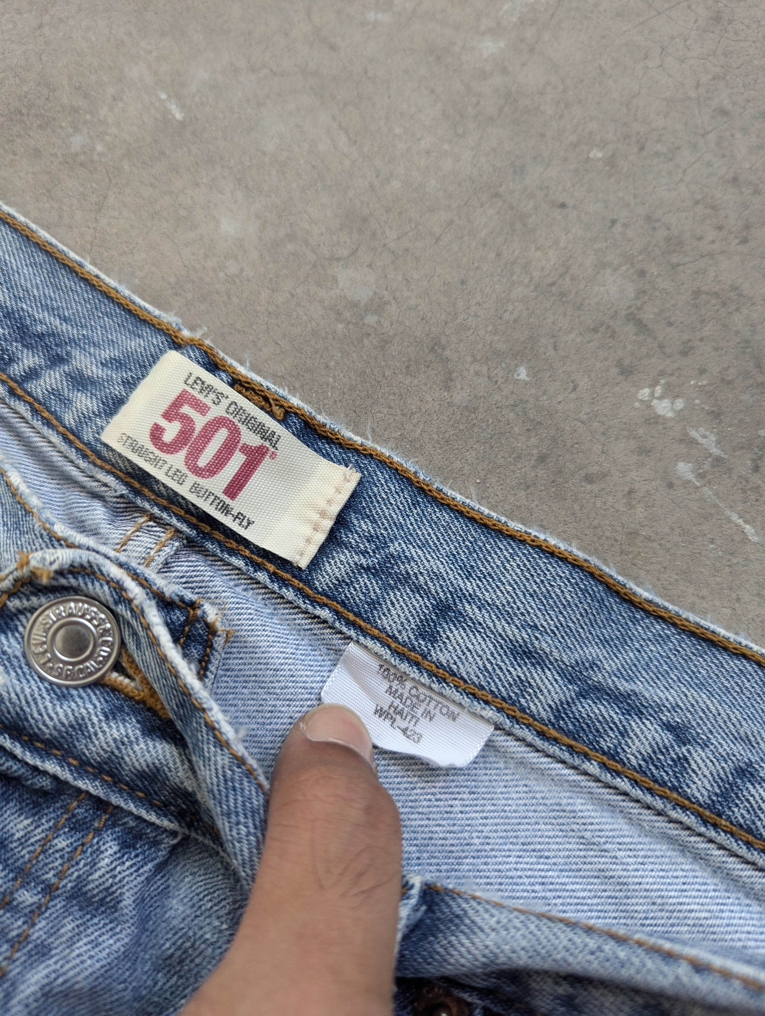 Japanese Brand × Levi's Vintage Levis 501 Distressed Japanese Archive Size US 35 - 15 Thumbnail